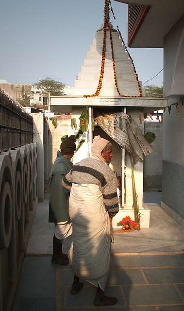 Samadhi of Sri Krishna Das Madrasi Baba