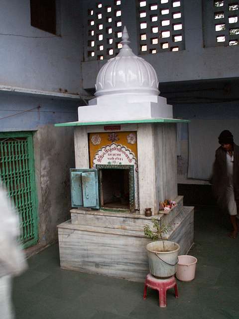 Samadhi of Sri Kunjabihari Das Babaji